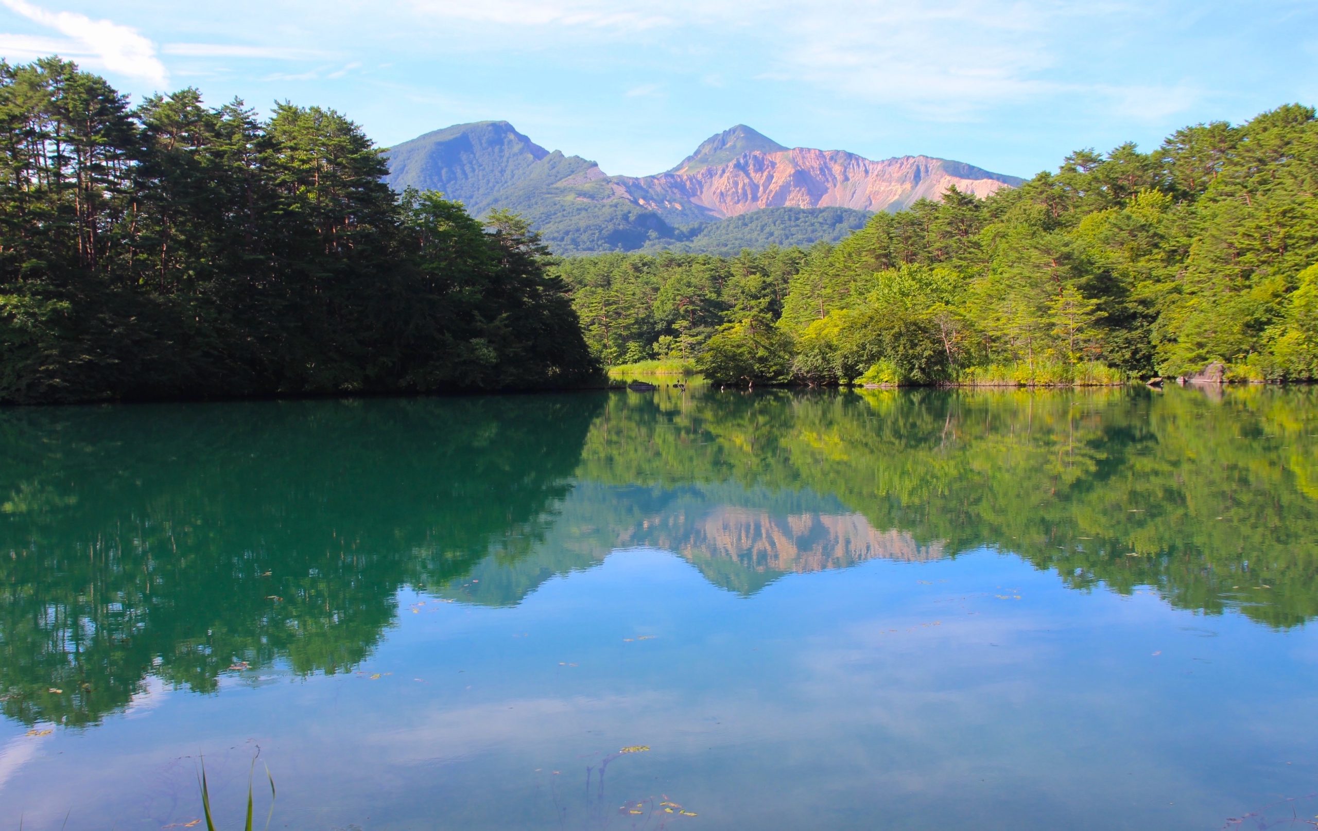 五色沼トレッキングで天然色のカラフル沼めぐり＜前編＞ - 岳温泉観光